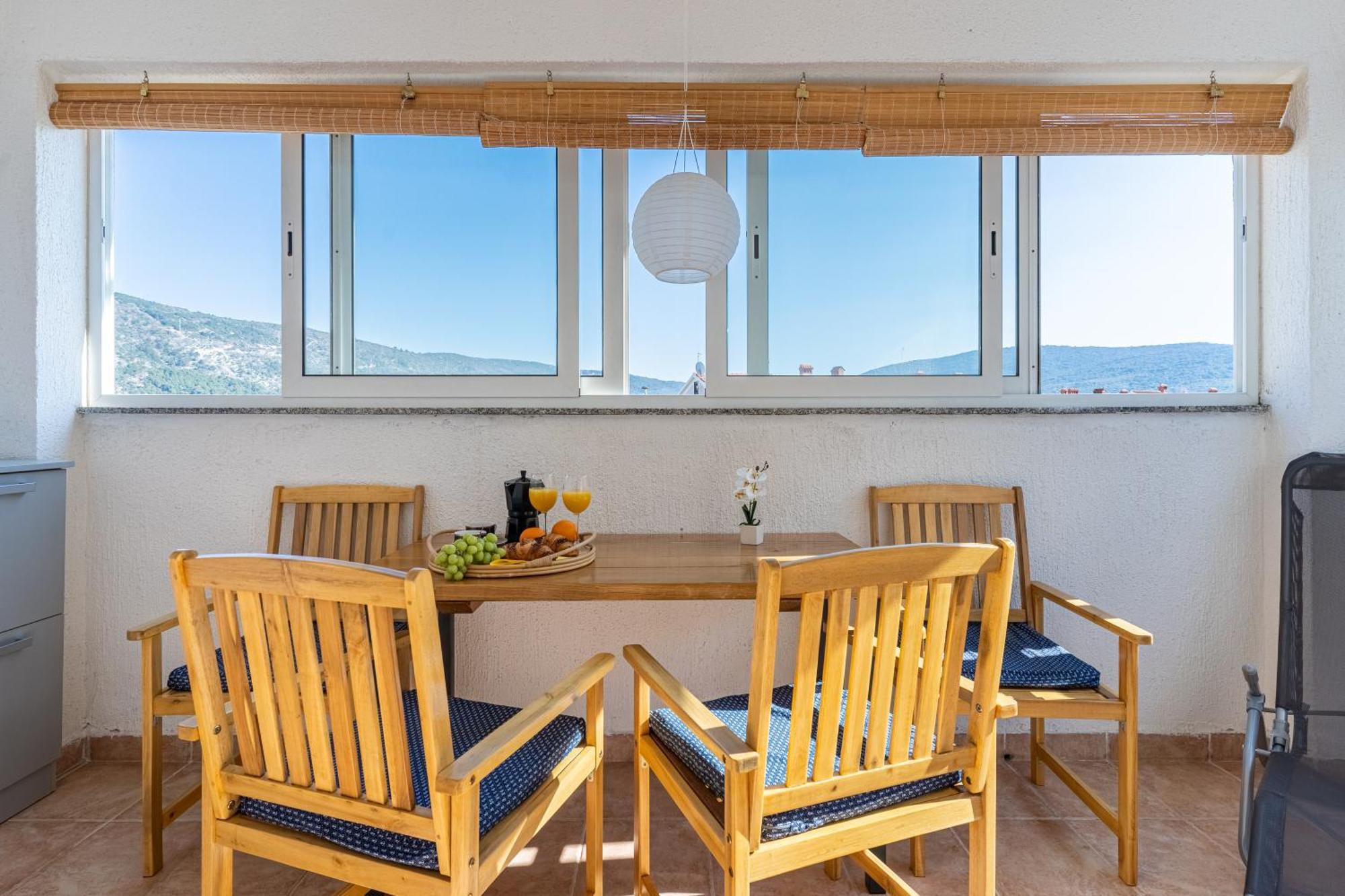 Apartment Kristian Cres Buitenkant foto