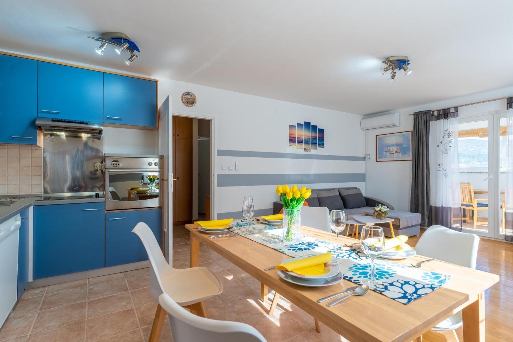 Apartment Kristian Cres Buitenkant foto